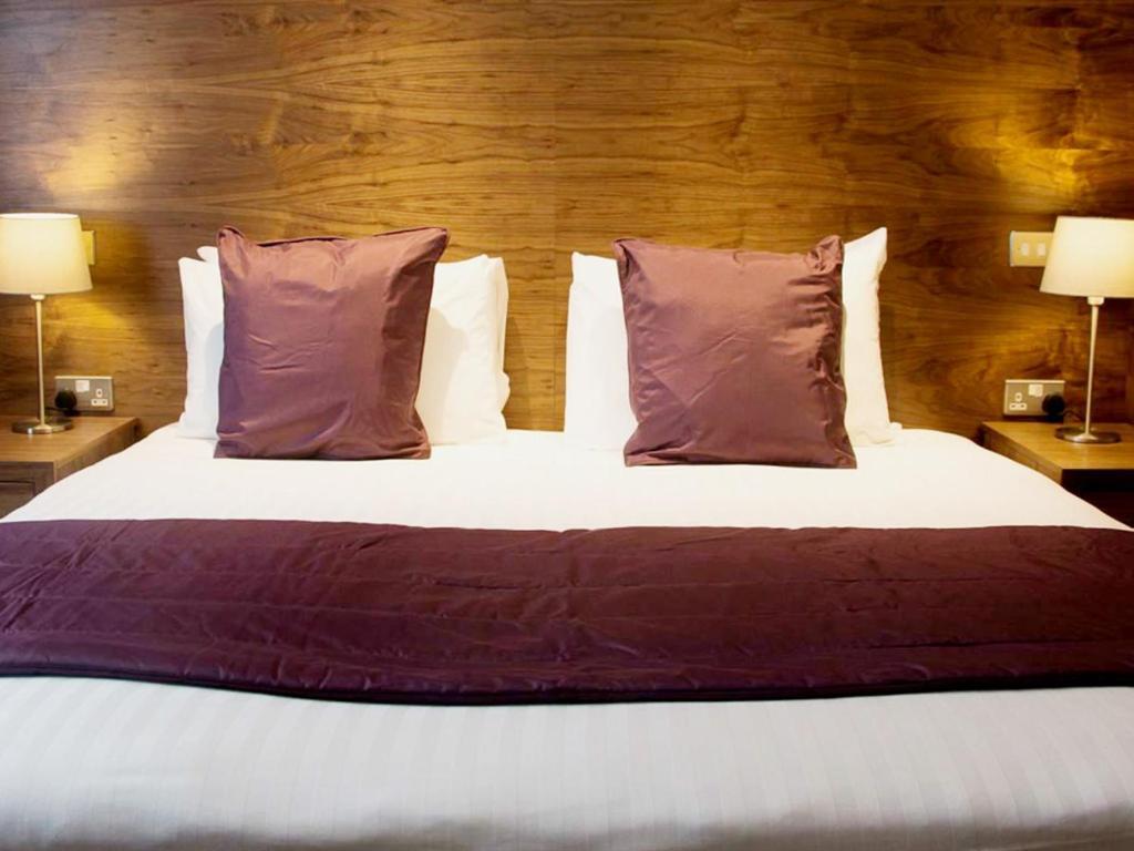 The White Hart Hotel Swindon Luaran gambar